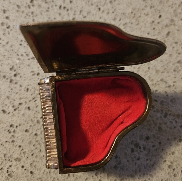 Vintage Style Piano Trinket Box - Picture 5 of 9